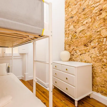 Casa Amendoeira Nyaraló Lagos